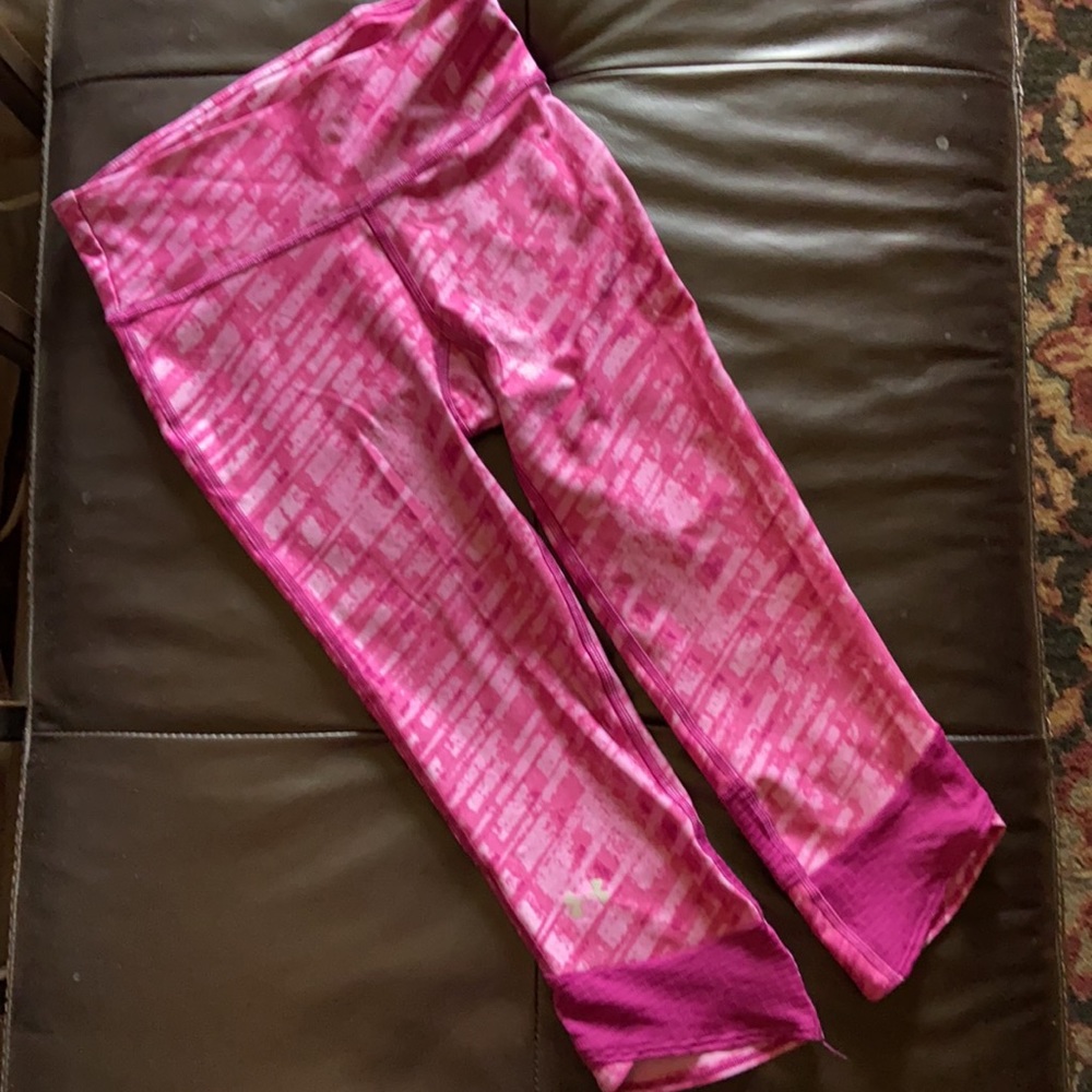 Under Armor compresion Capri leggings. XS